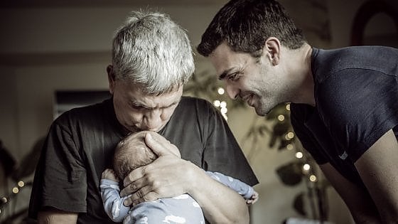 Vendola e un bimbo.jpg